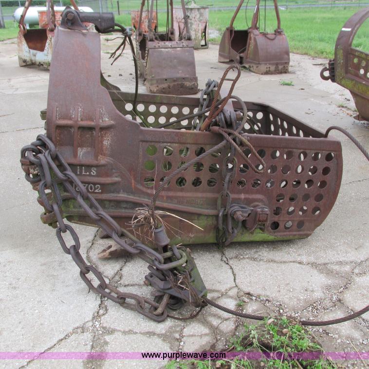 image for item AC9924 Drag bucket