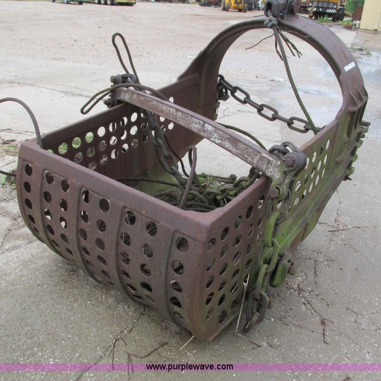 image for item AC9924 Drag bucket