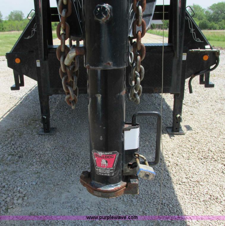 image for item D3970 2007 PJ gooseneck trailer