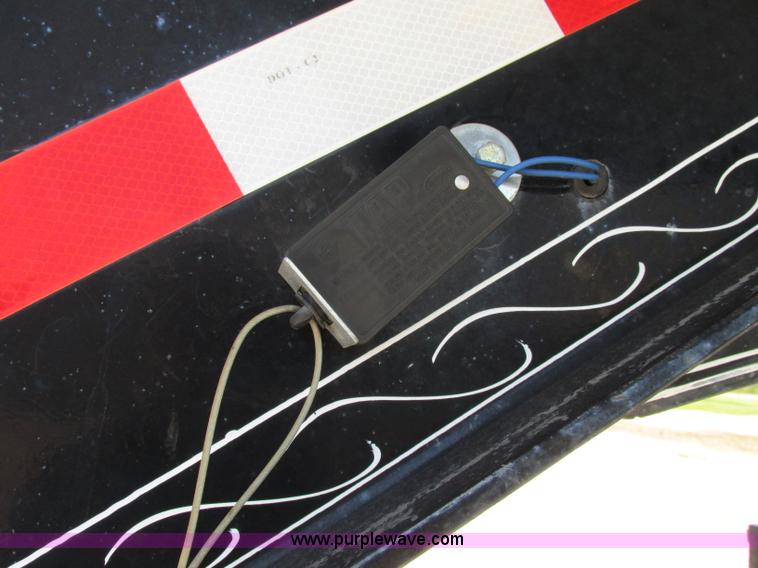 image for item D3970 2007 PJ gooseneck trailer