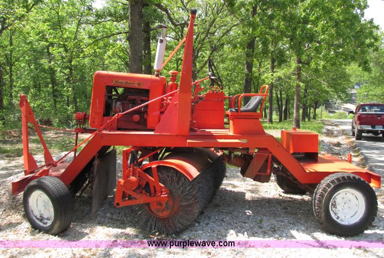 image for item D3972 Broce HS broom