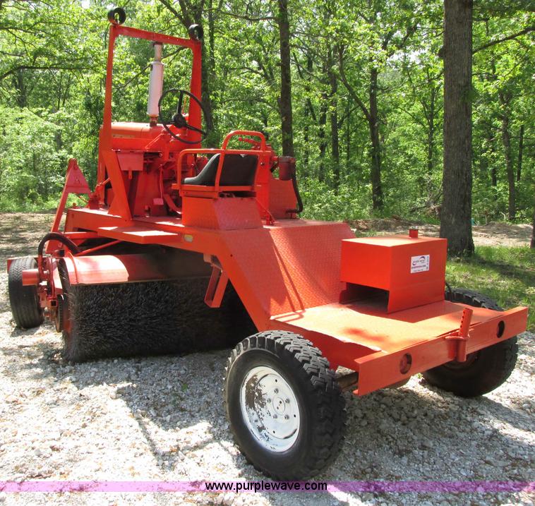 image for item D3972 Broce HS broom