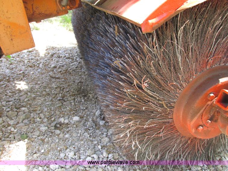 image for item D3972 Broce HS broom