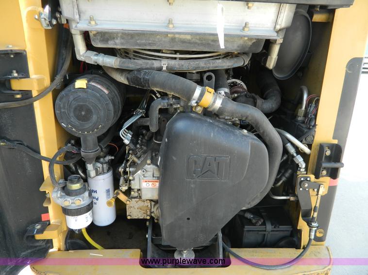 image for item D6104 2008 Caterpillar 226B skid steer