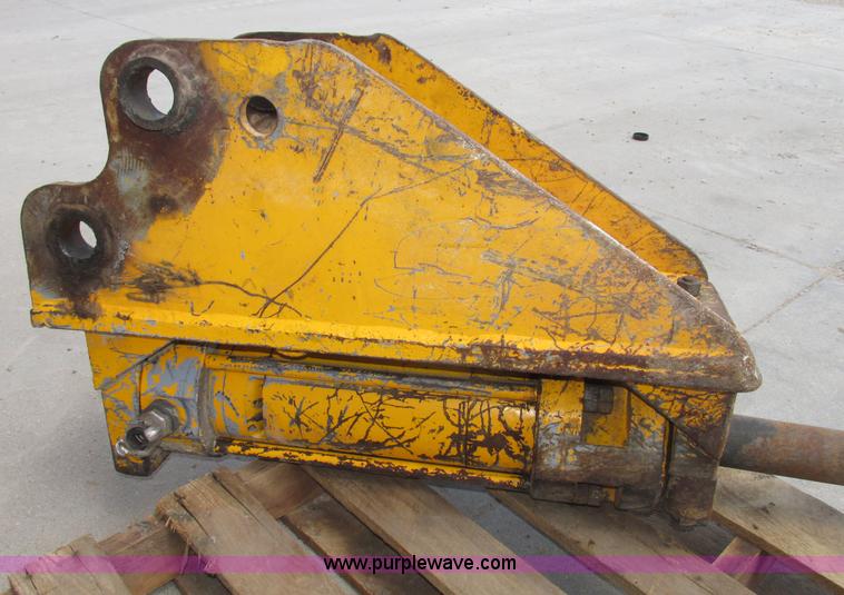 image for item F7386 Pneumatic backhoe hammer
