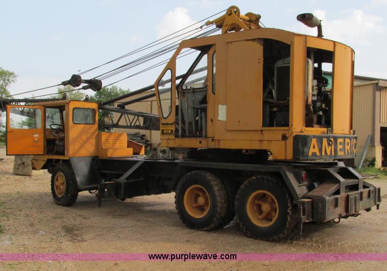 image for item G9302 1968 American Crane 1510 crane