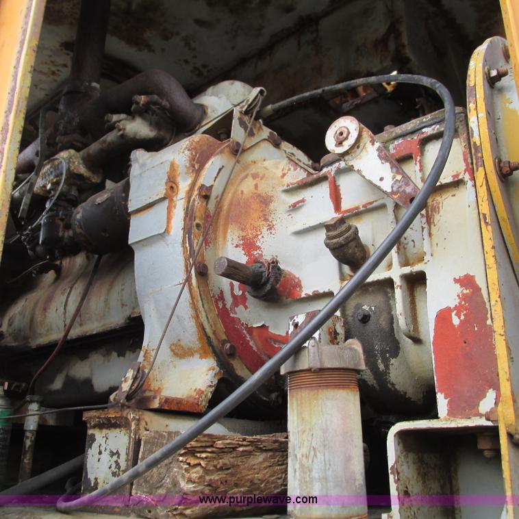 image for item G9302 1968 American Crane 1510 crane