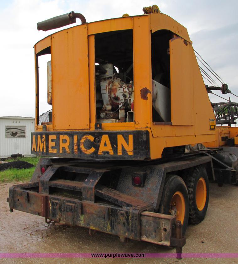 image for item G9302 1968 American Crane 1510 crane