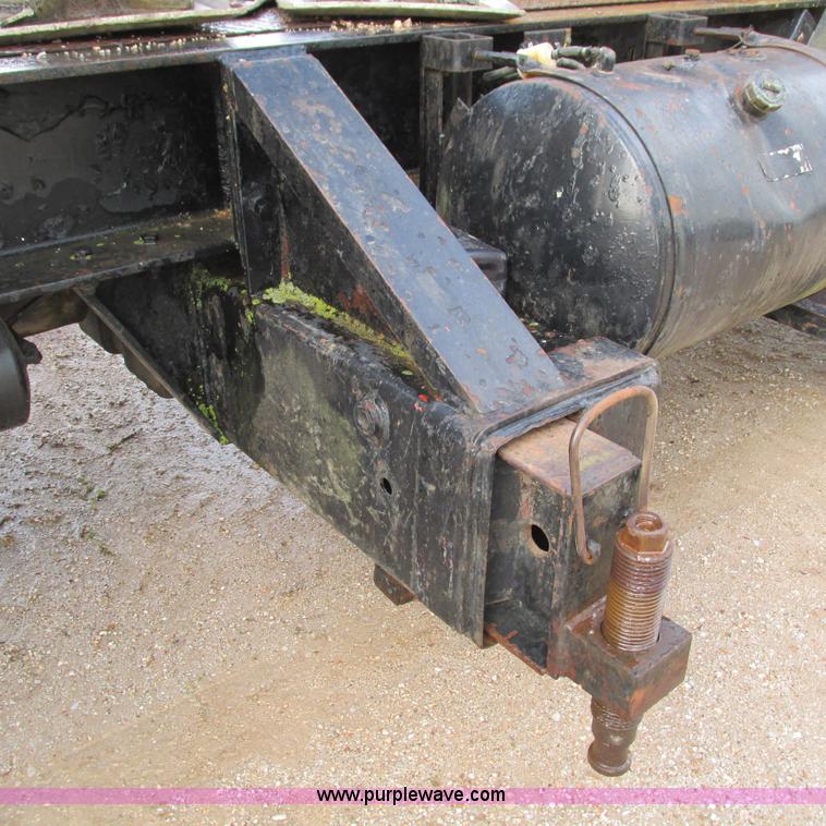 image for item G9302 1968 American Crane 1510 crane