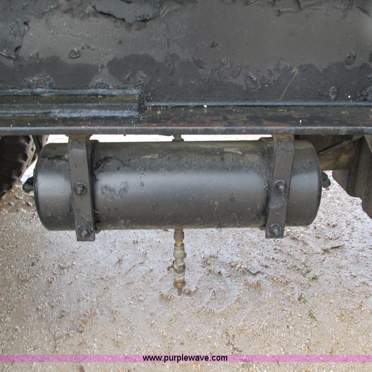 image for item G9302 1968 American Crane 1510 crane