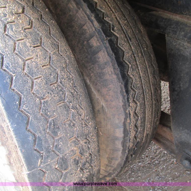 image for item G9302 1968 American Crane 1510 crane