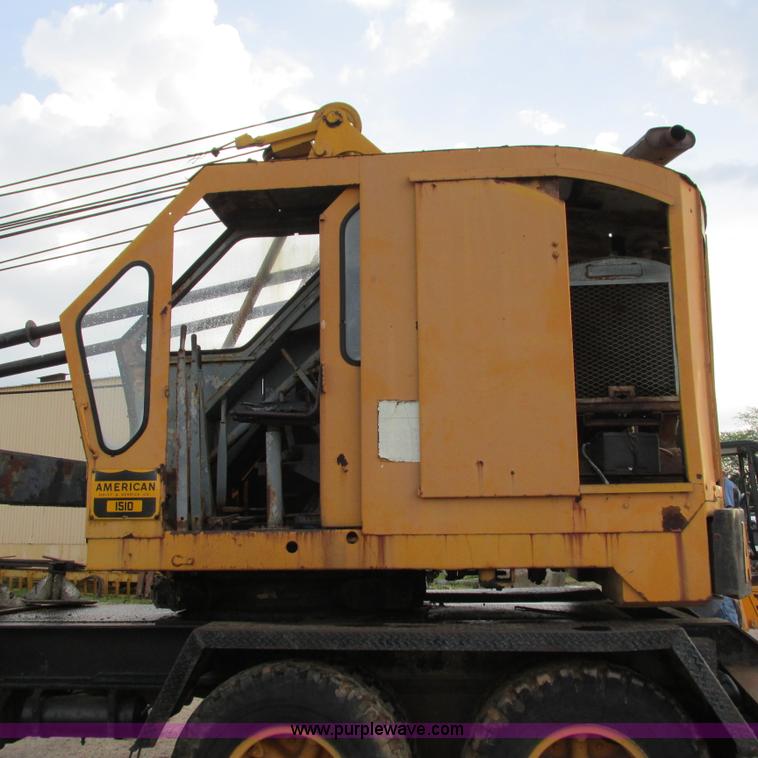 image for item G9302 1968 American Crane 1510 crane