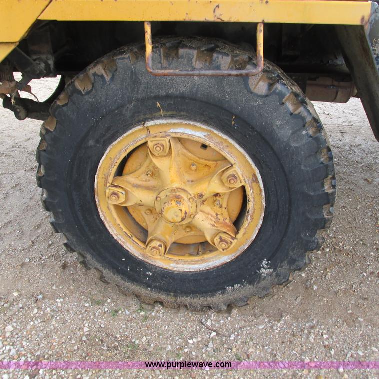 image for item G9302 1968 American Crane 1510 crane