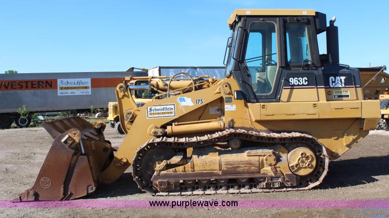 image for item H2679 2002 Caterpillar 963C track loader