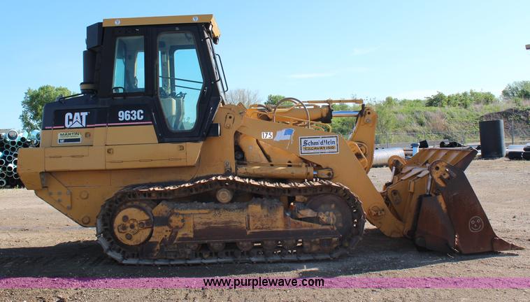 image for item H2679 2002 Caterpillar 963C track loader