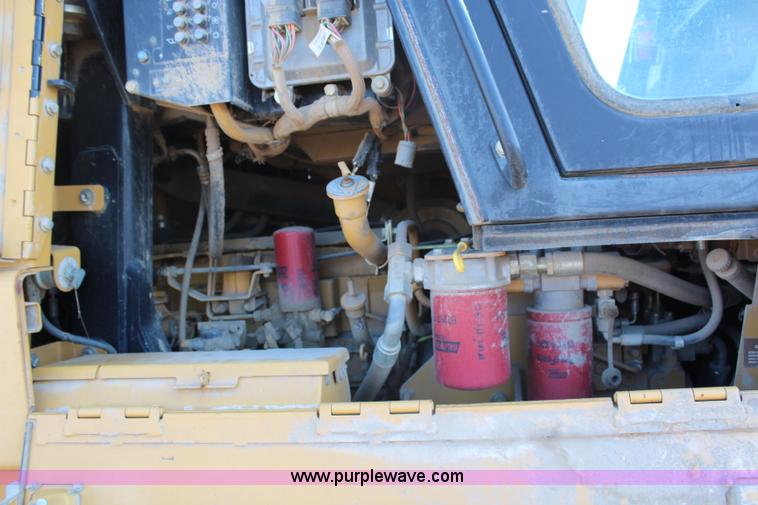 image for item H2679 2002 Caterpillar 963C track loader