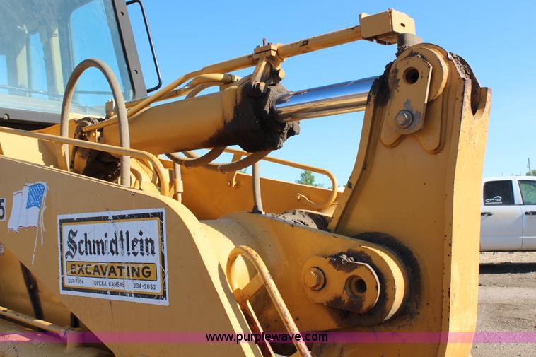 image for item H2679 2002 Caterpillar 963C track loader