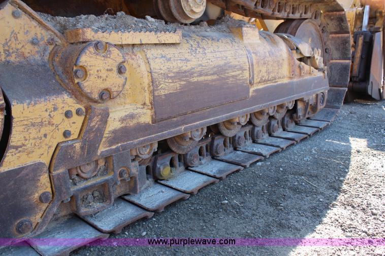 image for item H2679 2002 Caterpillar 963C track loader