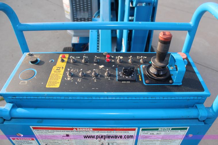 image for item H2699 1993 Genie Z45/22 boom lift