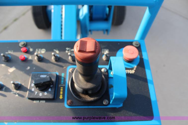 image for item H2699 1993 Genie Z45/22 boom lift