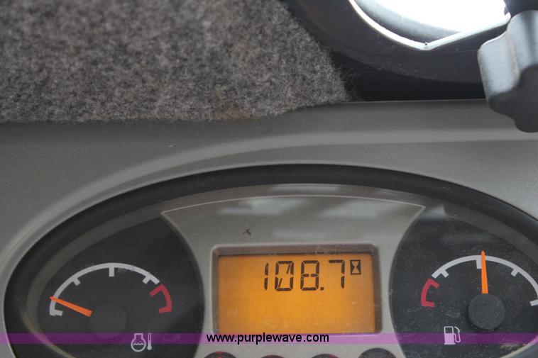 image for item H2711 2008 Bobcat S185 skid steer