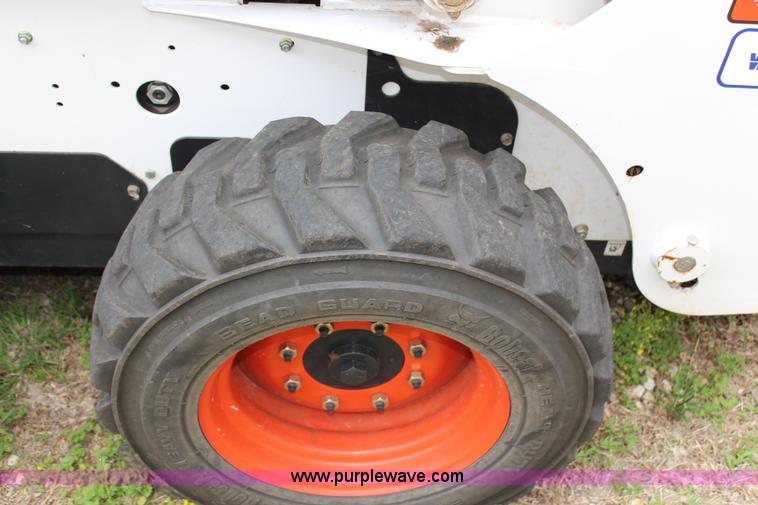 image for item H2711 2008 Bobcat S185 skid steer