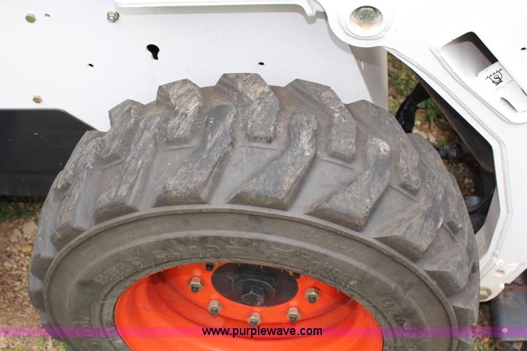 image for item H2711 2008 Bobcat S185 skid steer