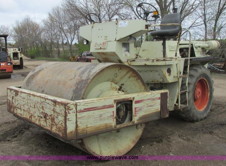 image for item I2561 Rex SP900 smooth drum roller