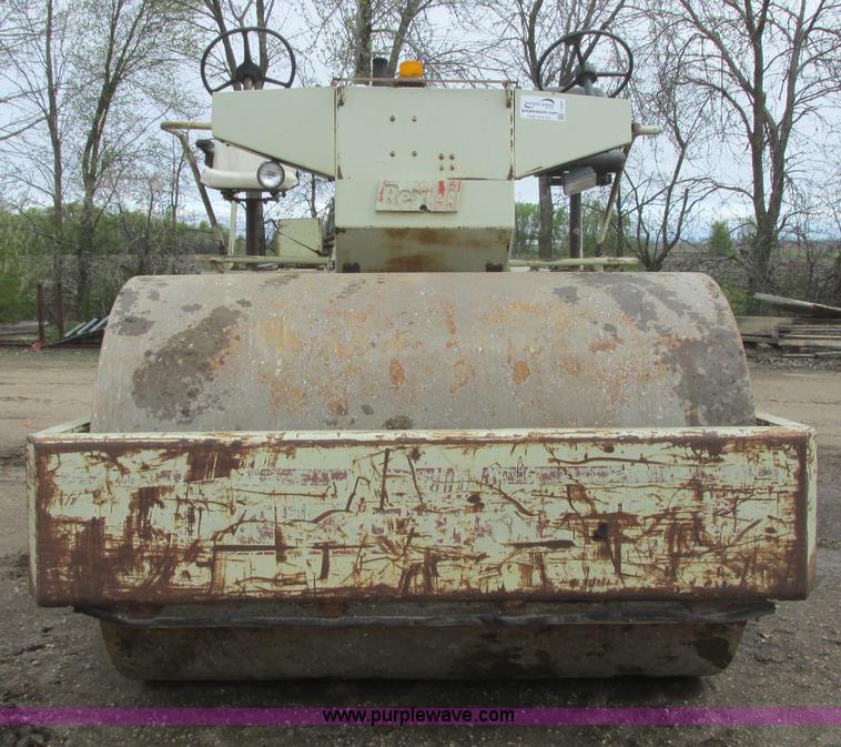 image for item I2561 Rex SP900 smooth drum roller