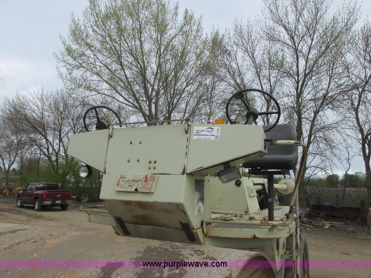 image for item I2561 Rex SP900 smooth drum roller