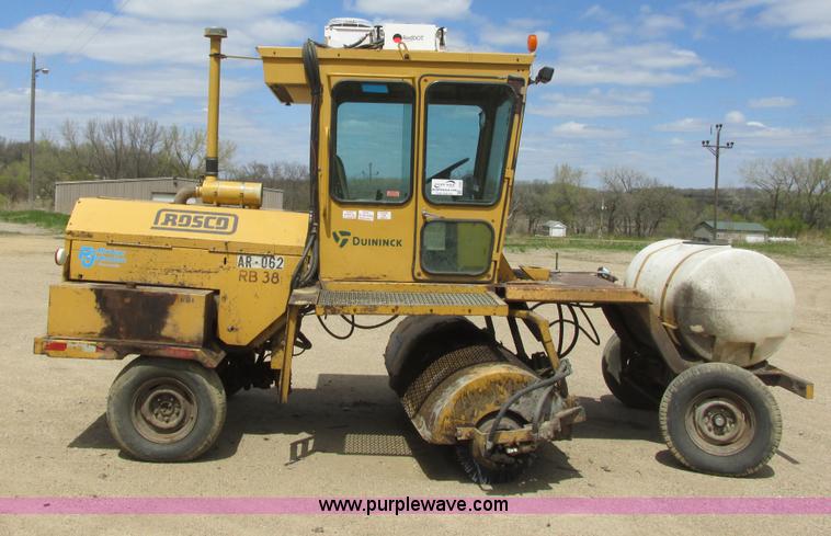 image for item I2563 Rosco RB38 broom