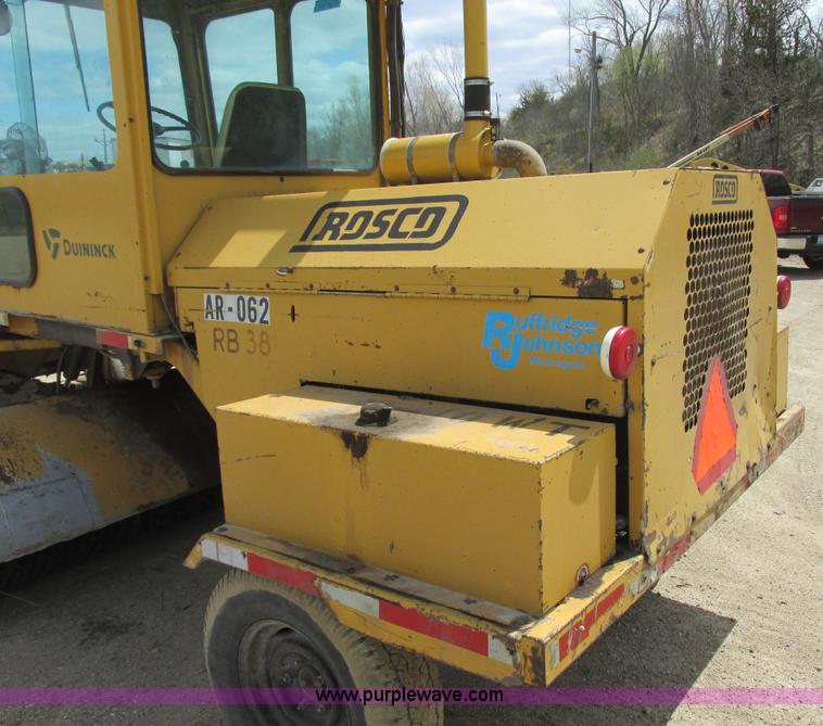 image for item I2563 Rosco RB38 broom