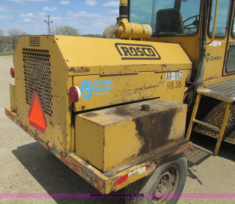 image for item I2563 Rosco RB38 broom