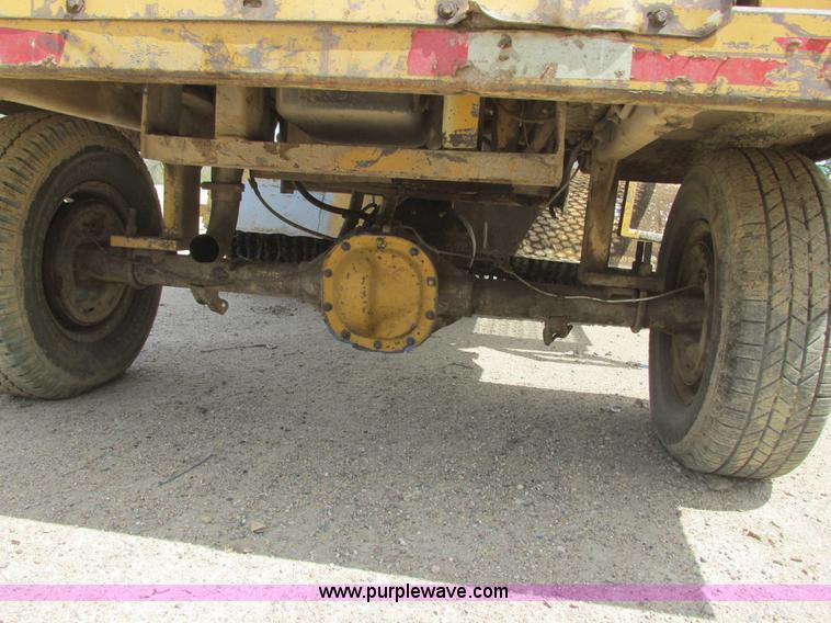 image for item I2563 Rosco RB38 broom