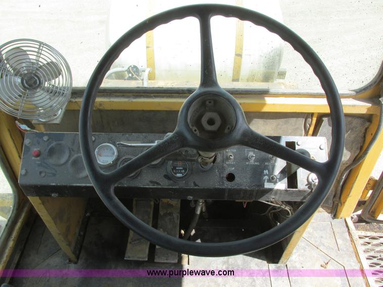 image for item I2563 Rosco RB38 broom