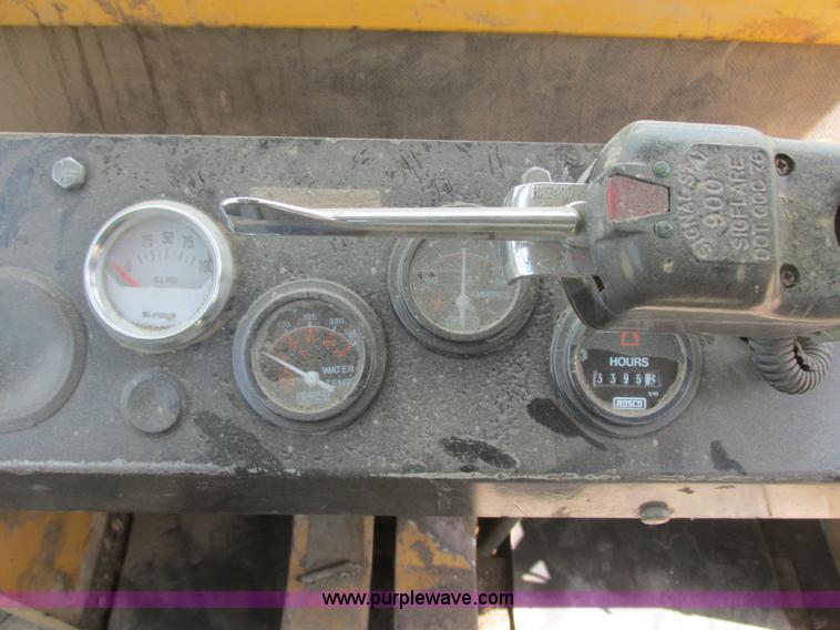 image for item I2563 Rosco RB38 broom