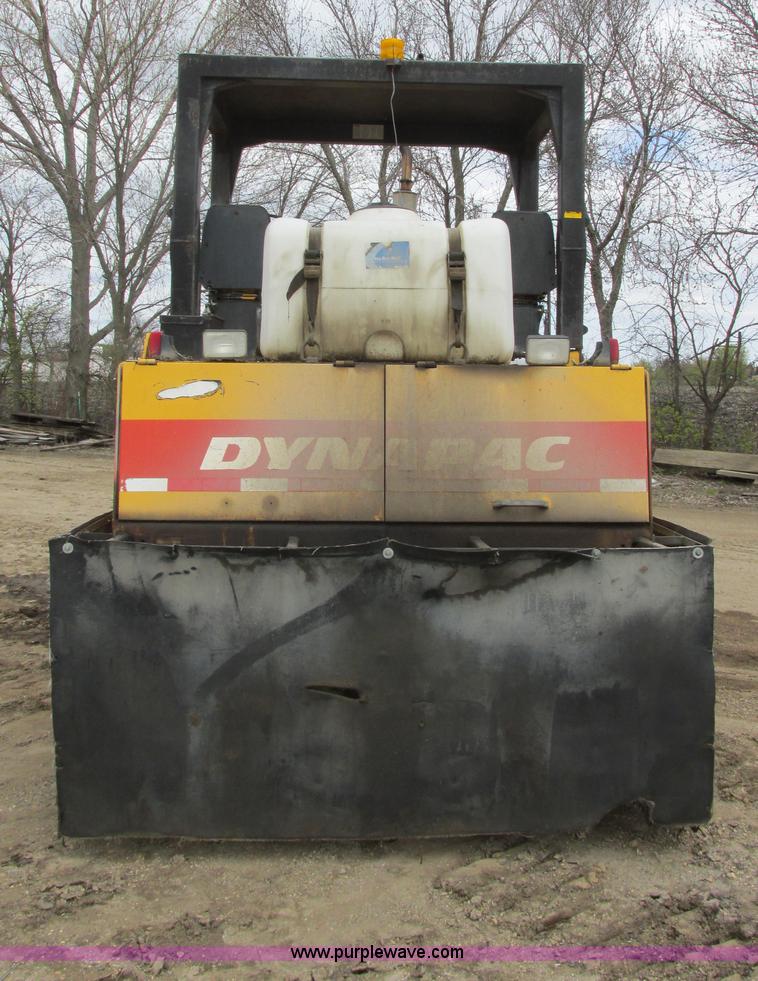 image for item I2564 Dynapac CP271 dual rubber tire roller