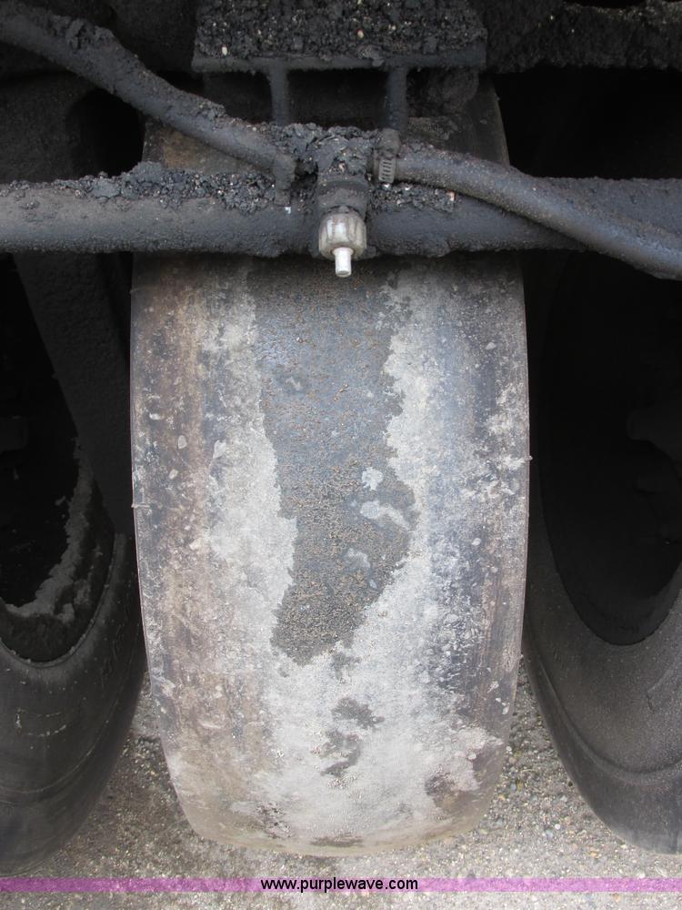 image for item I2564 Dynapac CP271 dual rubber tire roller