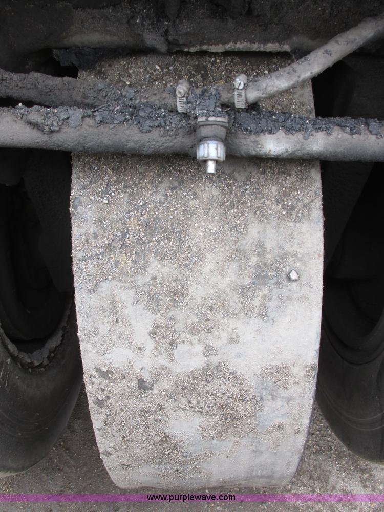 image for item I2564 Dynapac CP271 dual rubber tire roller