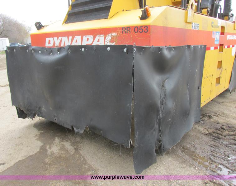 image for item I2564 Dynapac CP271 dual rubber tire roller