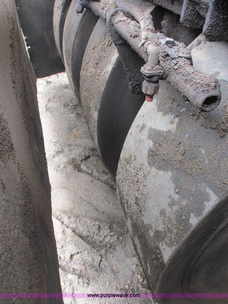 image for item I2564 Dynapac CP271 dual rubber tire roller