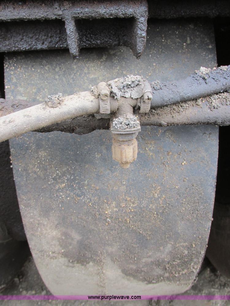 image for item I2564 Dynapac CP271 dual rubber tire roller