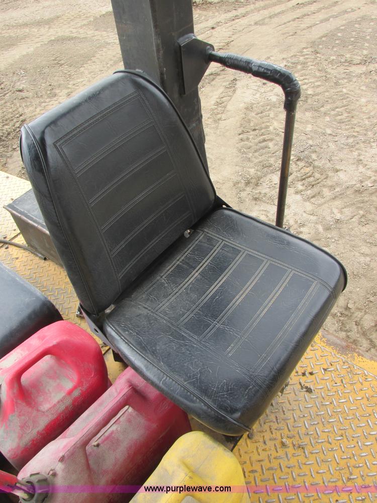 image for item I2564 Dynapac CP271 dual rubber tire roller