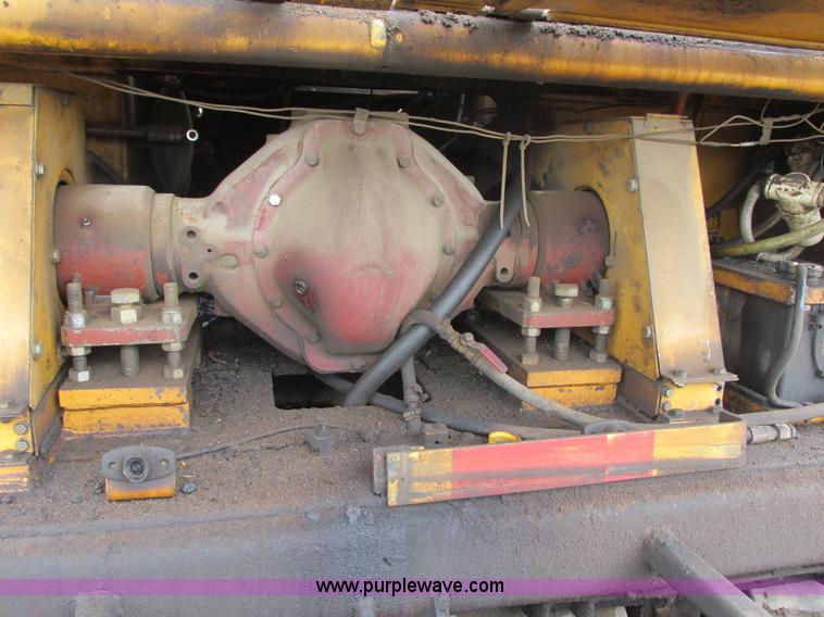 image for item I2564 Dynapac CP271 dual rubber tire roller