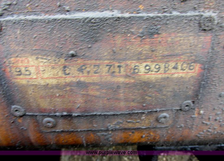 image for item I2564 Dynapac CP271 dual rubber tire roller