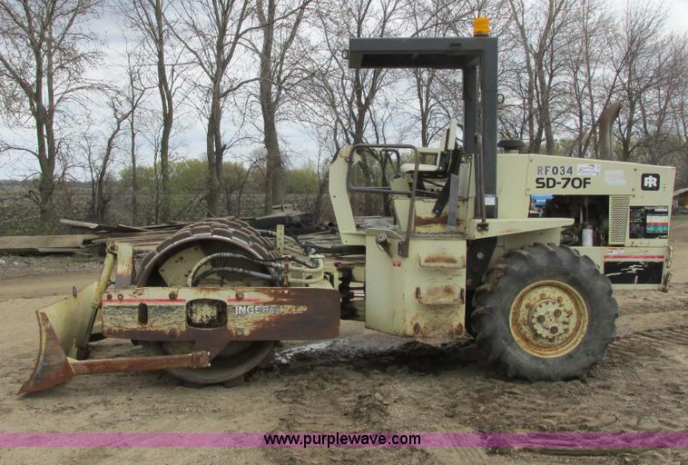 image for item I2565 1995 Ingersoll Rand SD-70F vibratory padfoot compactor