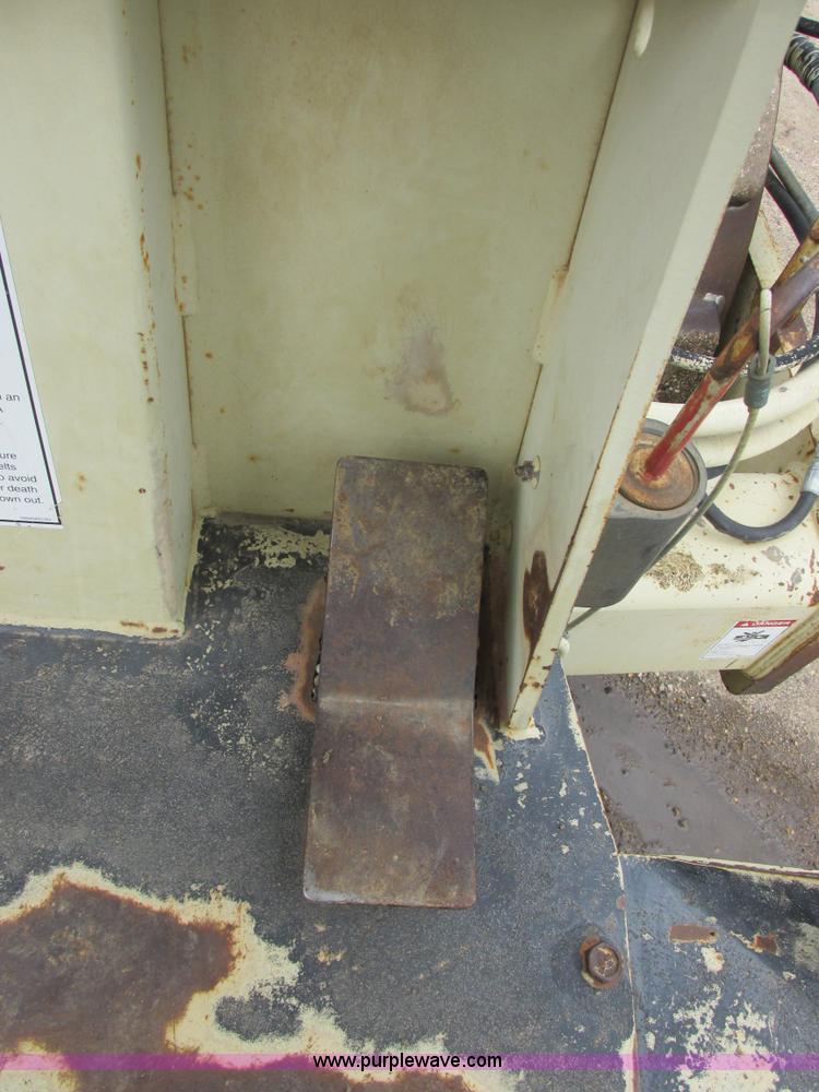 image for item I2565 1995 Ingersoll Rand SD-70F vibratory padfoot compactor