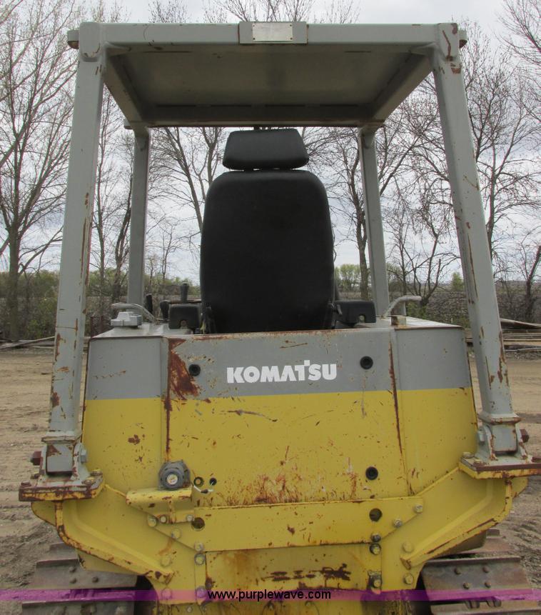 image for item I2566 Komatsu D31E dozer