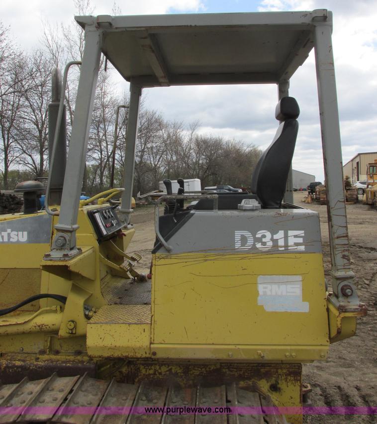 image for item I2566 Komatsu D31E dozer