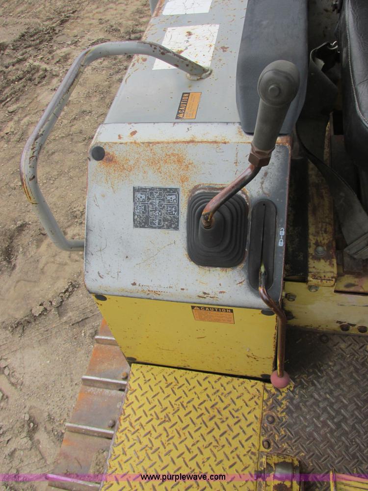 image for item I2566 Komatsu D31E dozer